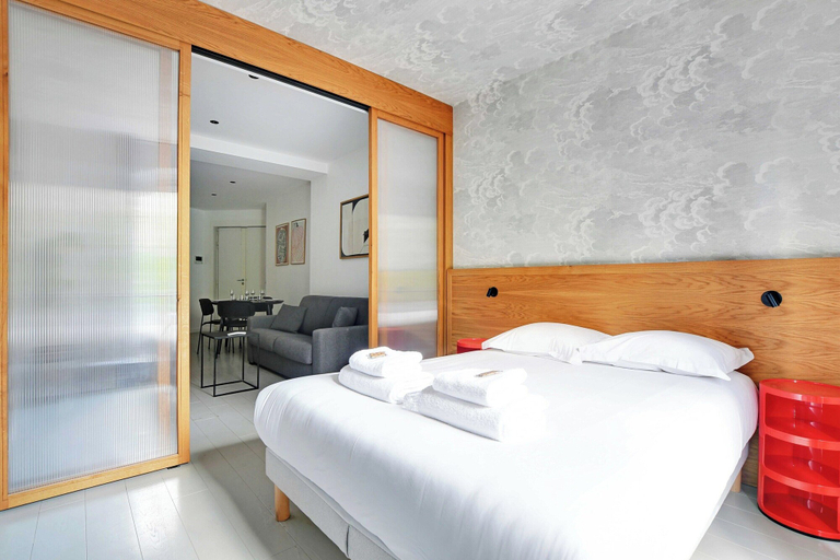 Room 2, Appartement in Heart of Paris Marais/republique, Paris