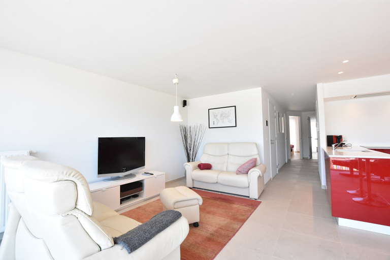 Others 5, Tasteful Apartment Near the Centre and Beach of Bredene, West-Vlaanderen