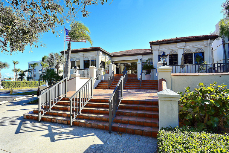 Exterior & Views 2, Land's End 10-205 Beach Front, Pinellas