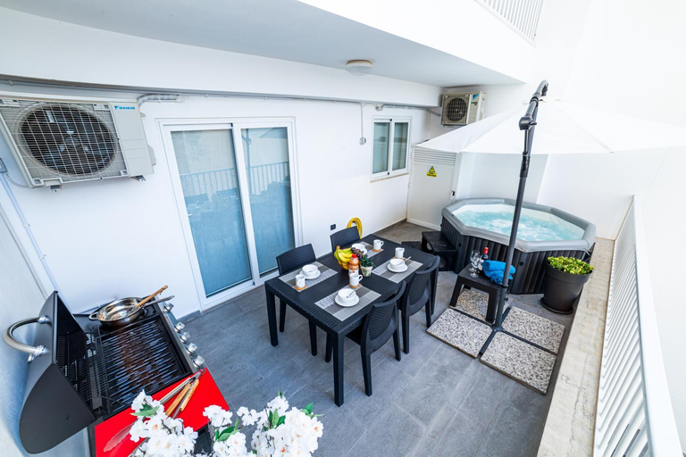 Others 3, Sea Breeze, Spacious 2-Bedroom LUX Seaside Apartments, Saint Paul's Bay