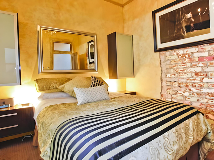 Bedroom, Indulge Apartments Eighth, Mildura - Pt A