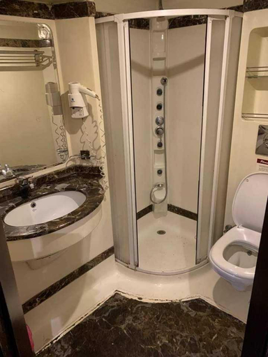 Bathroom, نايل كروز المعادي, Turah