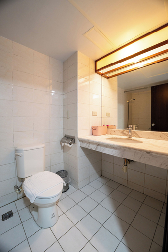 Bathroom 3, Glory hotel, Yilan