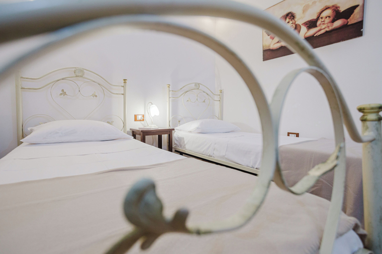 Room 2, Casa Libertà 32, Trapani