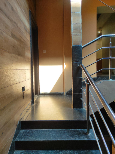 Others 5, The Premier Inn (Guest House), Kolkata