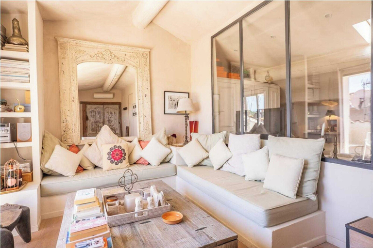Living area 2, Appt Moderne- Ac-2br-3p - Beach 5min-st-tropez, Var