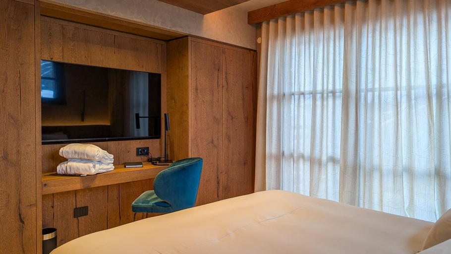 Bedroom 3, Mo.he Boutique Hotel, Sondrio