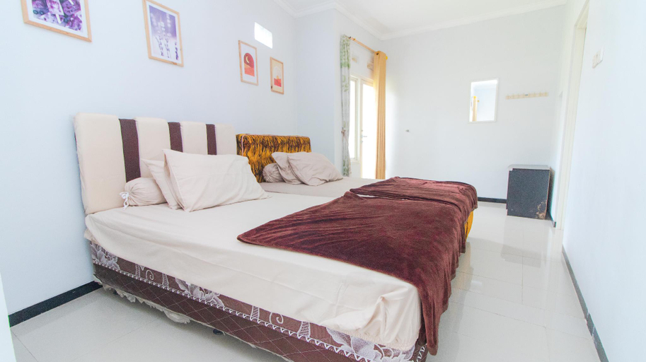 Bedroom 5, Villa Twin Private Pool by Masterpiece Villa, Malang