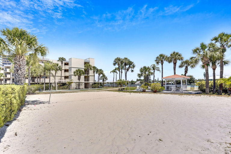 Exterior & Views 2, Land's End 11-202 Beach Front, Pinellas
