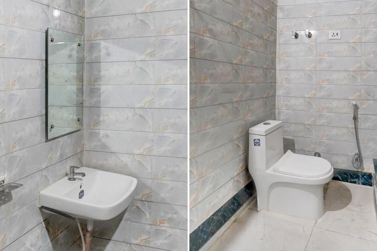 Bathroom 5, Hotel Downtown by Quadis - Sector 15 Noida, Gautam Buddha Nagar