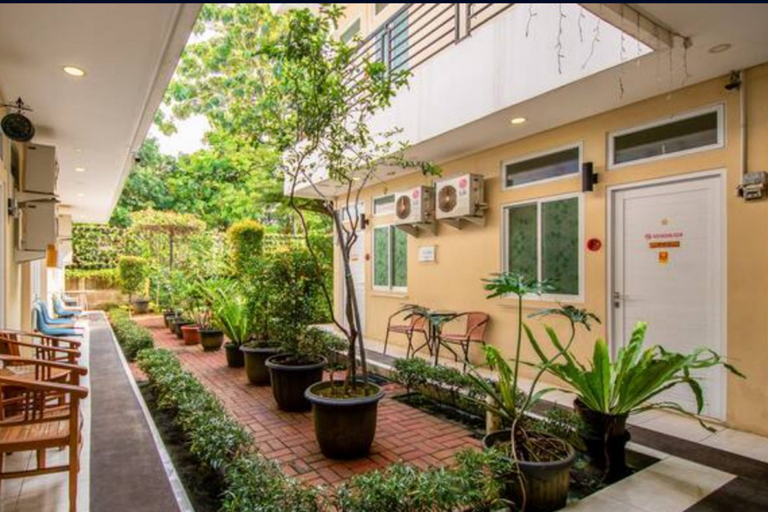 Exterior 2, Homestay Helinium RedPartner, Bogor
