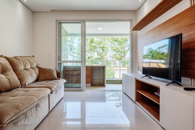 Living area 5, Modern Apt With Balcony 150m From the sea Abc0202, Itajaí