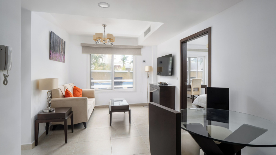 Others 5, Mahogany Suites, Arraiján