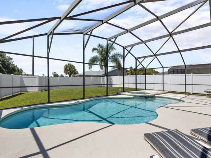 Pool, Sunny Private Pool & Spa & Fenced Yard. Nr Parks, Osceola
