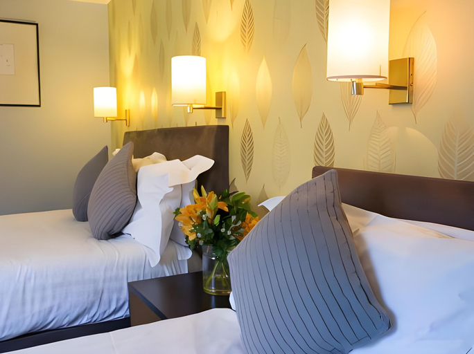Bedroom 2, The Lincoln Hotel, Lincolnshire