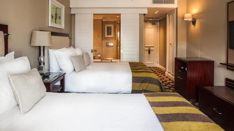 Bedroom 3, Hemingways Hotel, Buffalo City