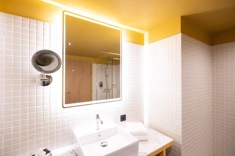 Bathroom 4, KOPSTER Hotel Residence Paris Ouest Colombes, Hauts-de-Seine