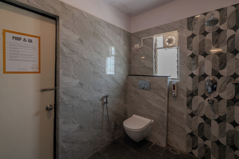 Bathroom 5, The Social Stays Bangalore, Bangalore