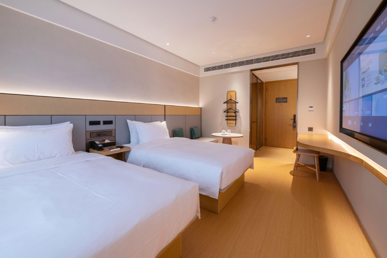 Bedroom 2, Ji Hotel Shanghai Sichuan Bei Road Metro Station, Shanghai