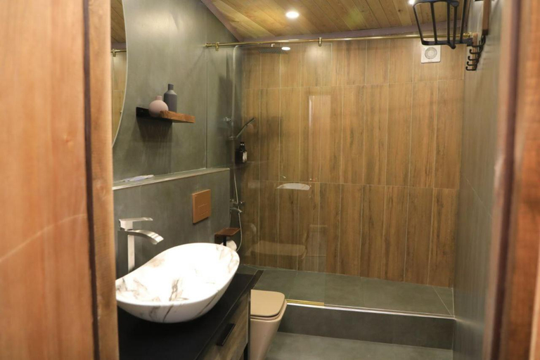 Bathroom 4, My Hotel Karakol, Ak-Suu