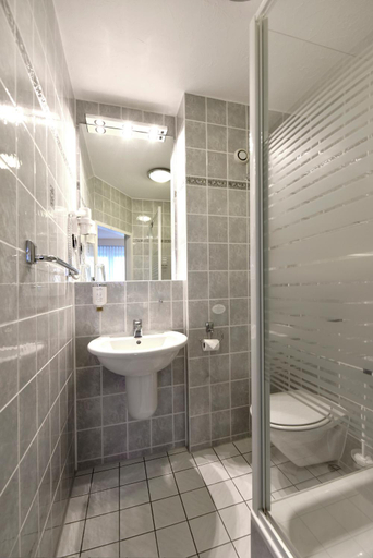Bathroom 4, LAT Hotel & Apartmenthaus Berlin, Oder-Spree