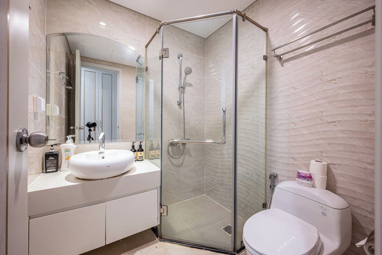 Bathroom 4, Luxury Radison at Landmark 81 Vinhomes, Bình Thạnh
