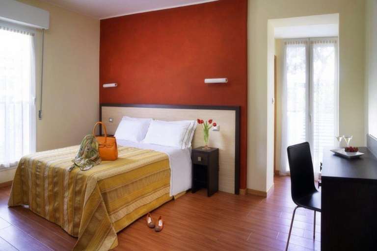 Bedroom 3, Hotel Adriatica, Rimini