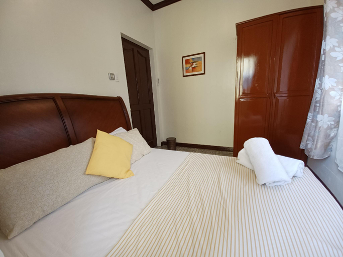 Bedroom 2, Villa Camotes, San Francisco