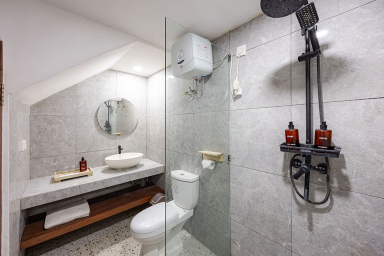 Bathroom 4, Cove Kisah Residence, Badung