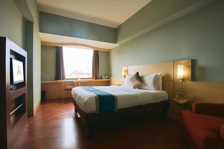 Bedroom 13