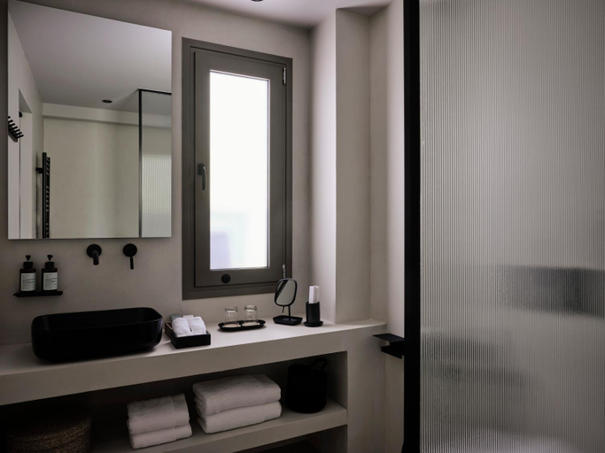 Bathroom 4, Bond Smart Living Suites, Attica