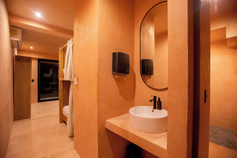 Bathroom 5, Casa Toro La Punta, Dist. Pochutla