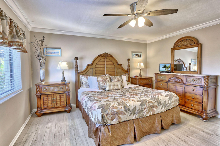 Bedroom 4, Land's End 11-407 Beach Front - Premier, Pinellas