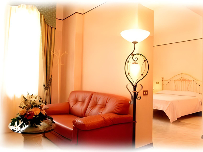 Bedroom 3, Fortuna Resort, Siena