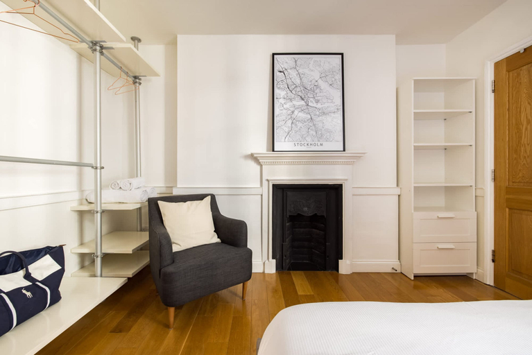 Bedroom 3, Contemporary Apartment in Central Bloomsbury, London