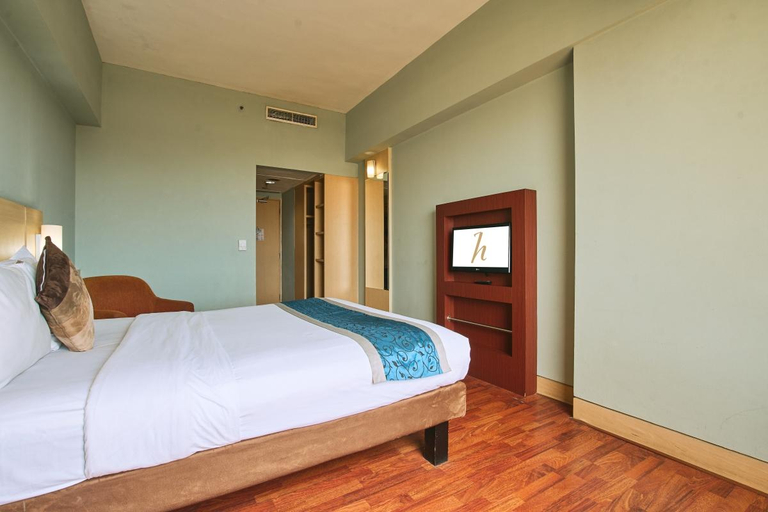 Bedroom 25