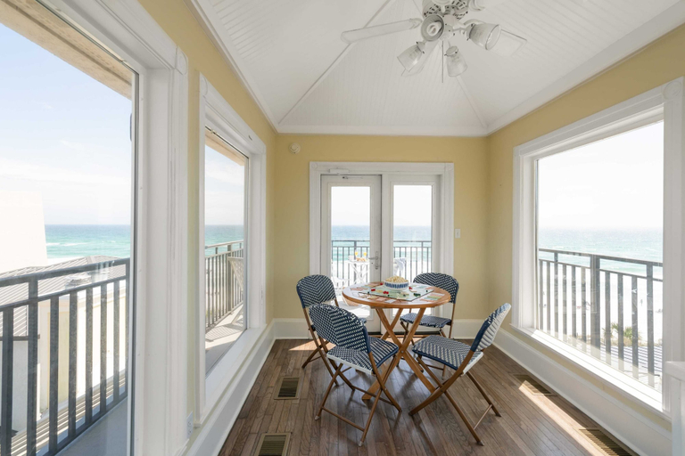 Others 5, Promenade by Avantstay Beach Front Mansion w/ Breathtaking Views & Pool!, Walton