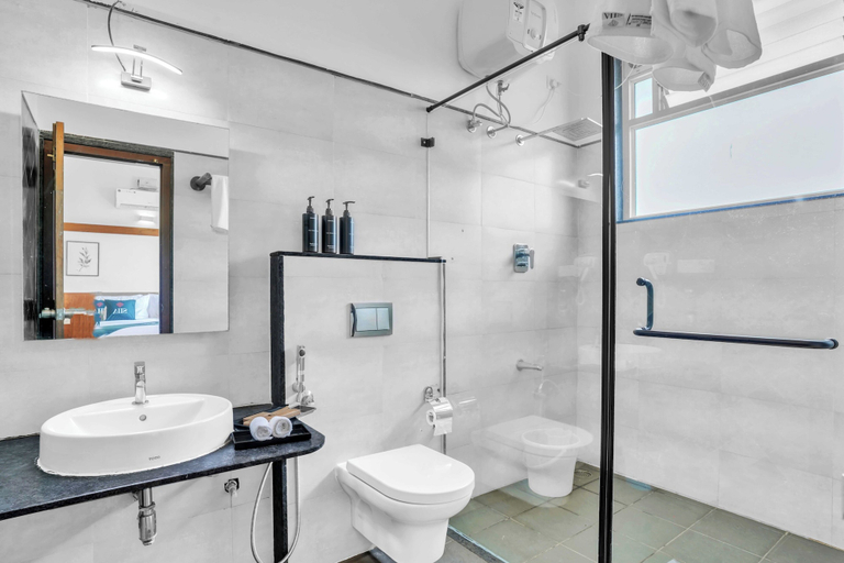 Bathroom 5, SILA Mountain Majesty, Chikmagalur