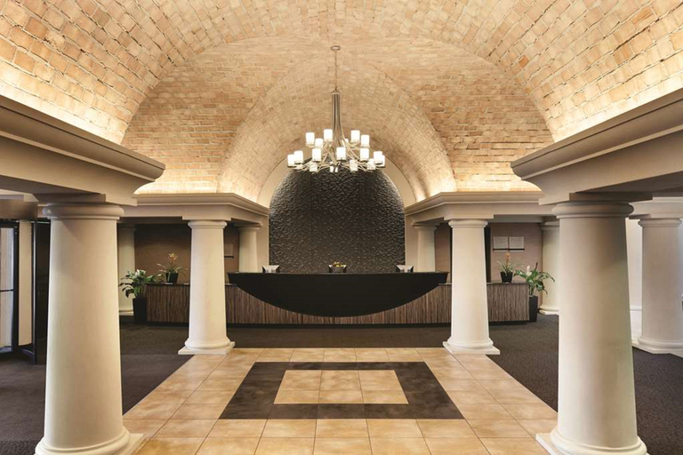 Public Area 3, Hyatt Regency Green Bay, Brown