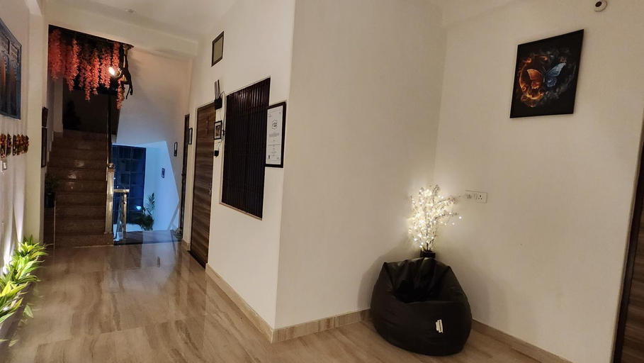 Public Area 2, Kasha Homestay, Varanasi