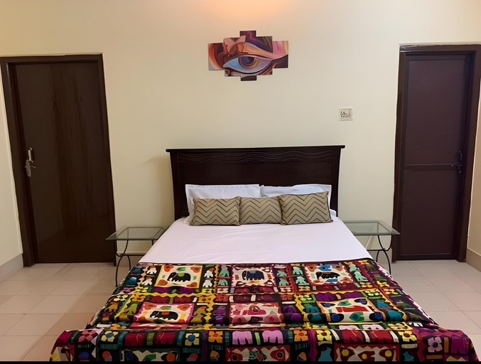 Bedroom 2, Comfortable home with 3 bedrooms,kitchen & parking, Varanasi