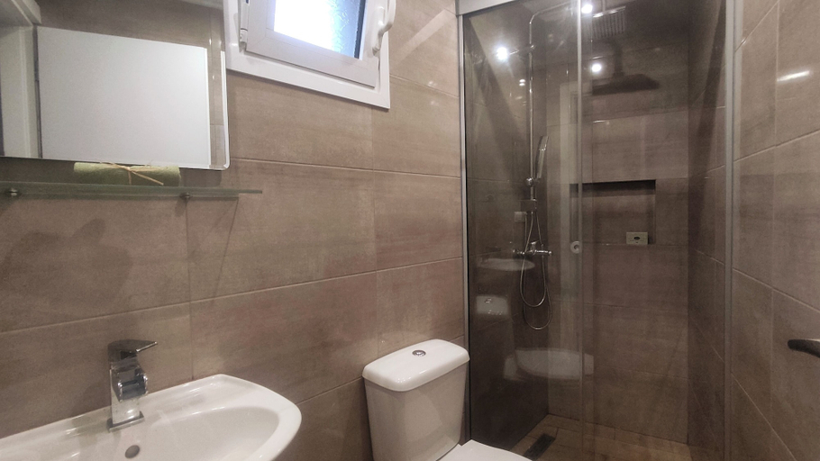Bathroom 5, Tarmaros - Families & Groups, Crete