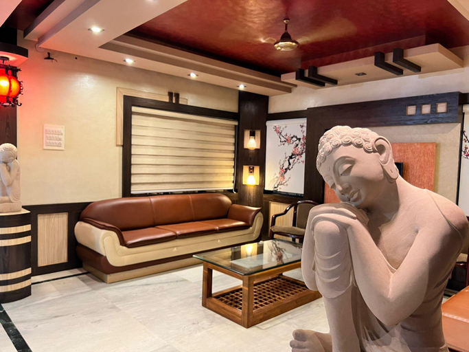 Public Area 2, Hotel Lee Garden, Near Blue Flag Beach(500 Mtrs), Puri, Puri