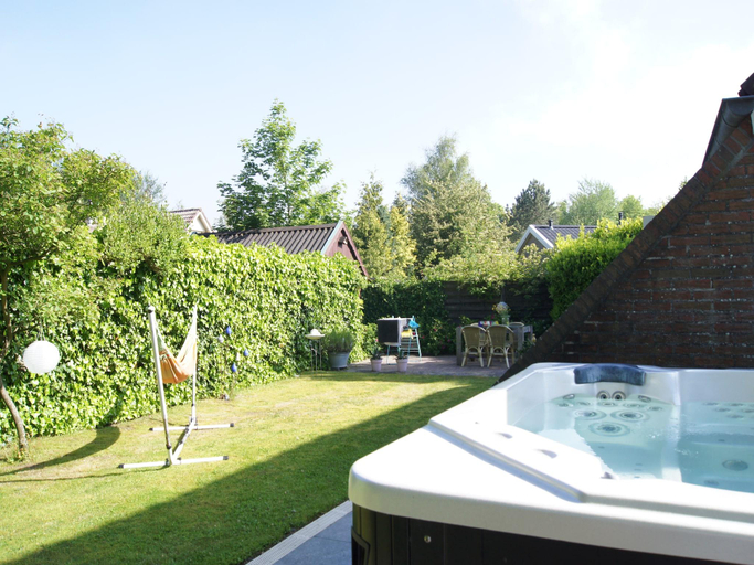 Others 5, Cosy holiday home in Lauwersoog, De Marne