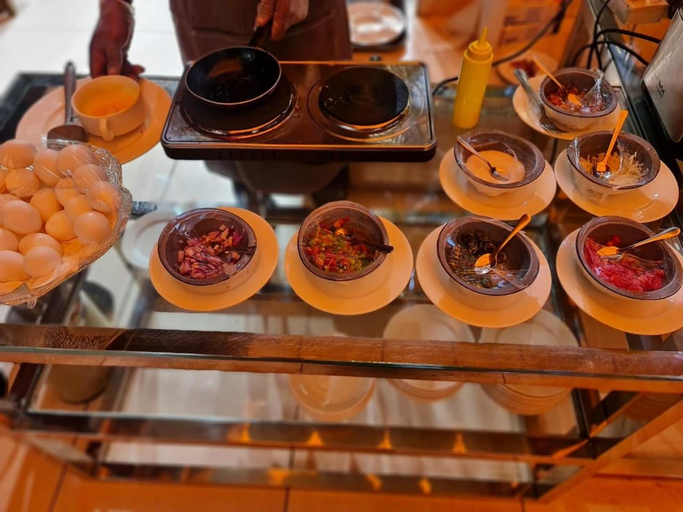 Food & Drinks 5, Sarwat Park Hotel Riyadh-Diplomatic Quarter, Riyadh