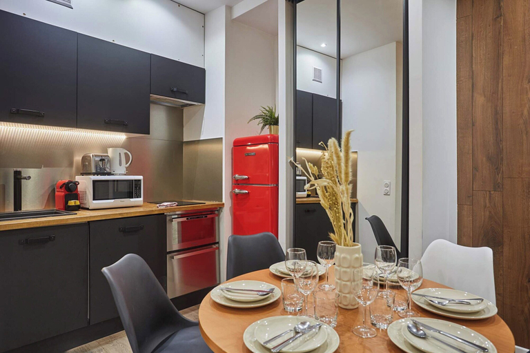 Private kitchen 5, Sublime flat in the centre of Paris Montorgueil, Paris