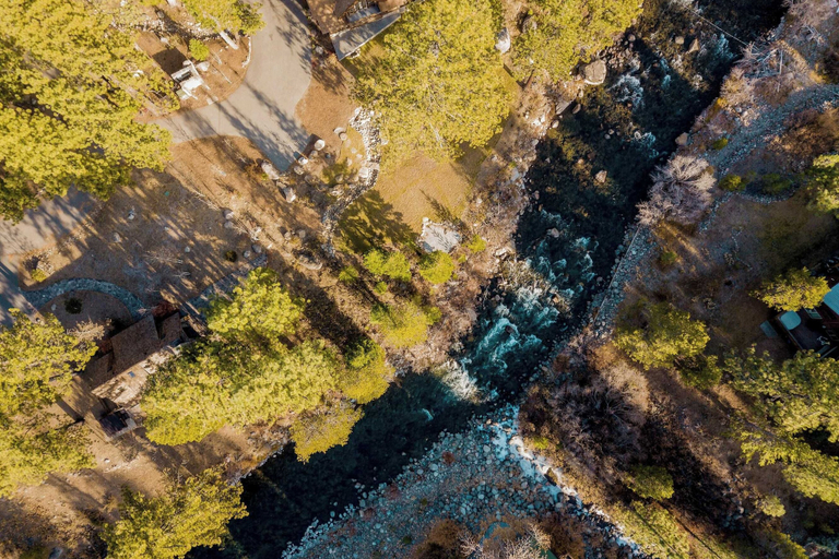 Interior 3, Hunter by Avantstay Award-winning Riverfront Cabin 5 Minutes From Palisades, Placer