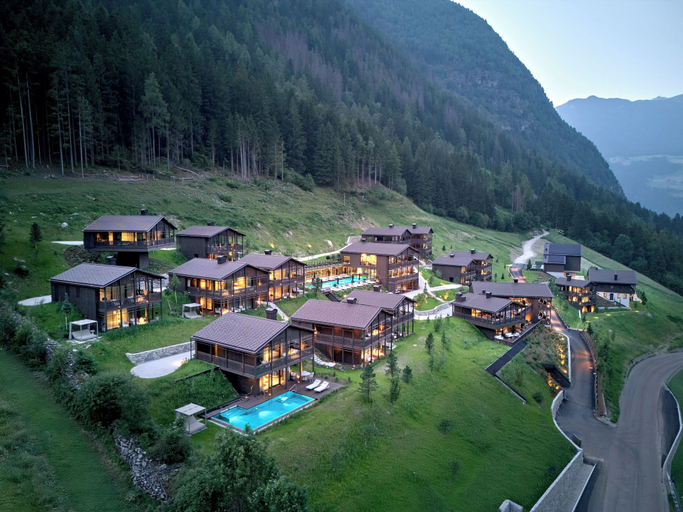 Exterior & Views 2, AMONTI Chalets, Bolzano