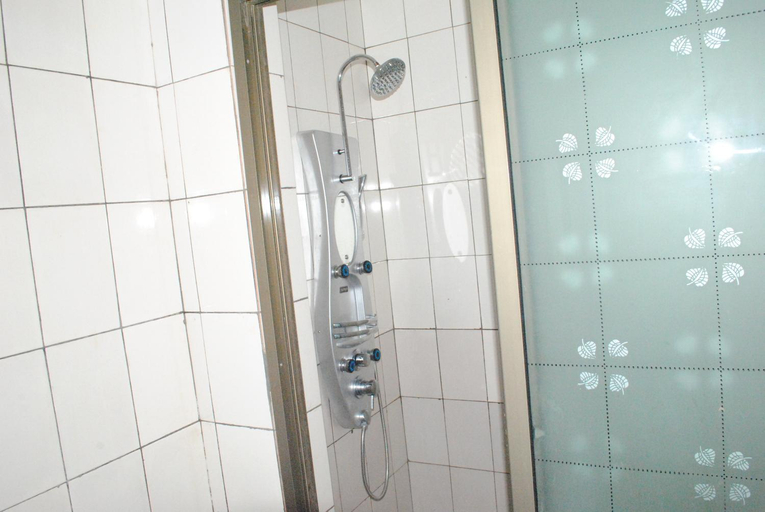 Bathroom, Kiriri Residence Hotel, Roherero
