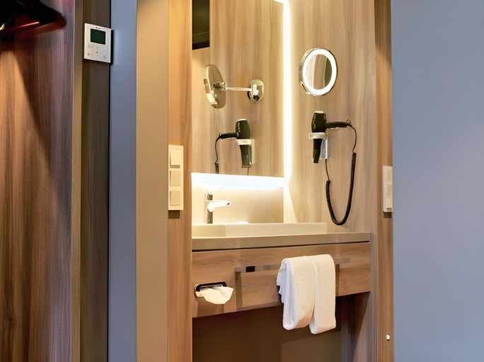 Bathroom 5, Seaside Residenz Hotel Chemnitz, Chemnitz